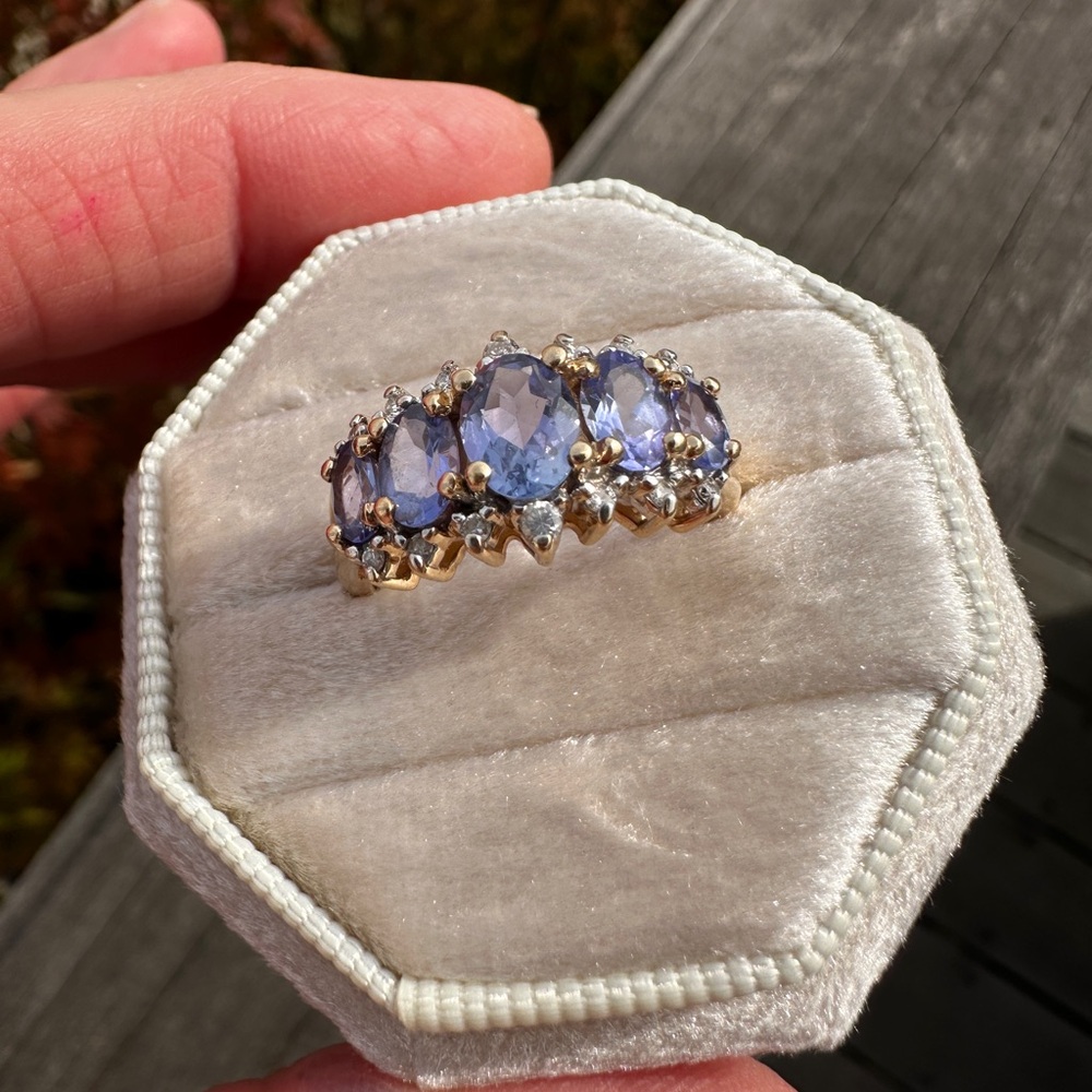 Tanzanite and Diamond Ring 14K Yellow Gold - Picture 15 of 17